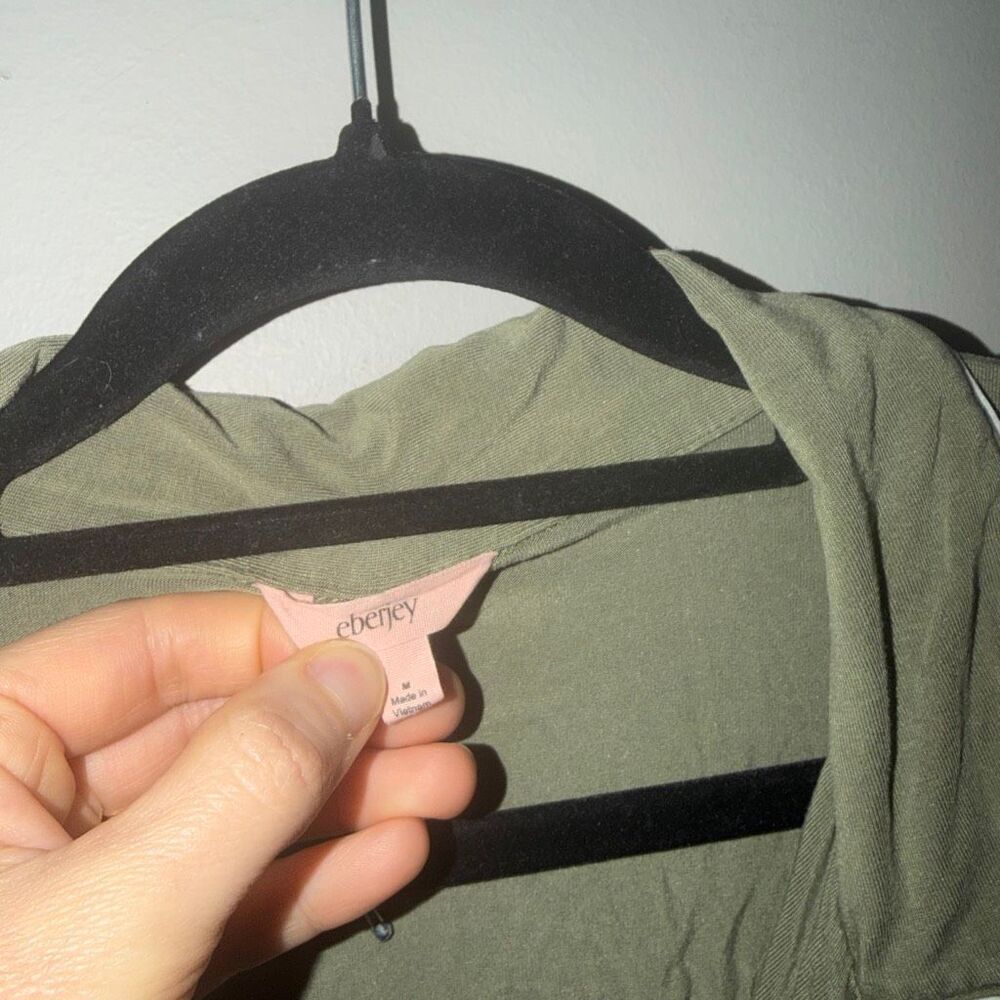 Eberjey Gisele long sleeve pajama set desert sage/ivory medoum - Picture 5 of 9